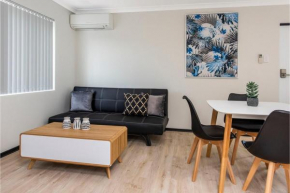 Bright 1Bedroom Apartment close to Foreshore and CBD